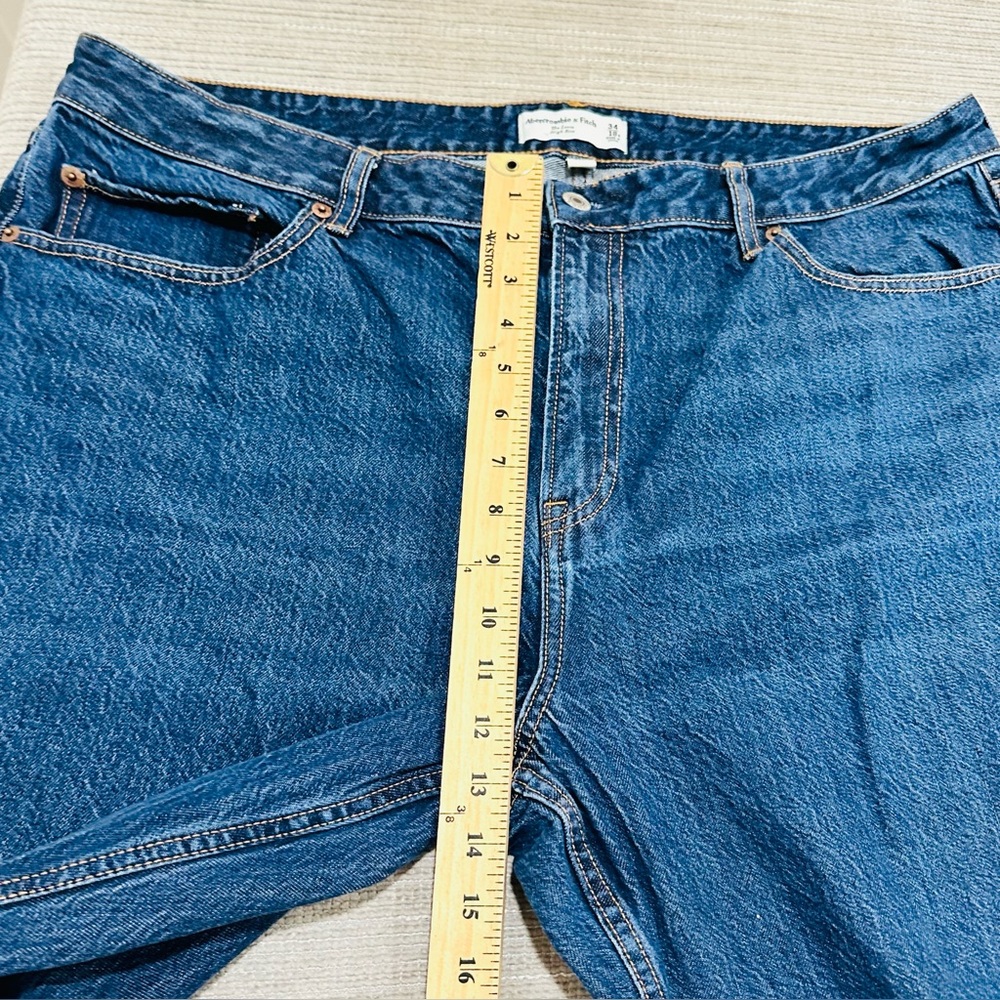Abercrombie & Fitch Women’s EUC Curve Love High Loose Jeans‎ Sz 34/18 - Picture 4 of 10
